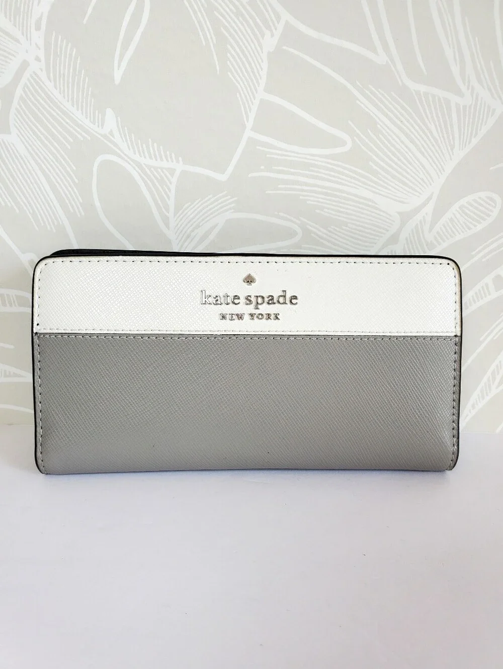 Kate Spade Leather Staci Snap Wallet Bi Fold Slim Colorblock Nimbus Grey & White
